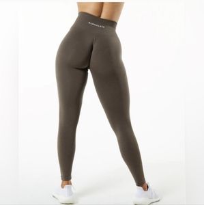 Alphalete Women's High-Waisted Leggings - Mocha